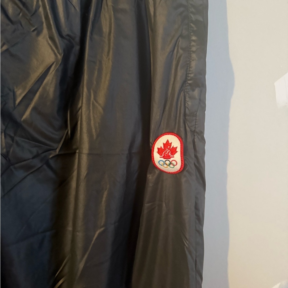 HBC Team Canada Olympic Black Track Joggers Women's XL - Picture 3 of 9